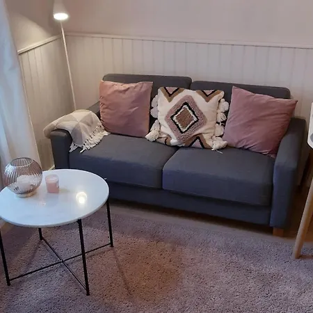 Frieda Apartment *