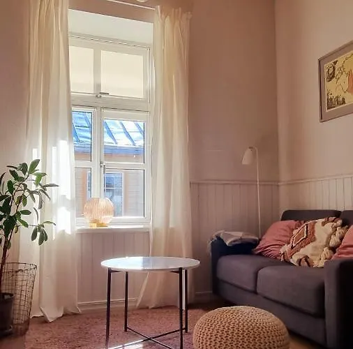 Frieda Хаапсалу