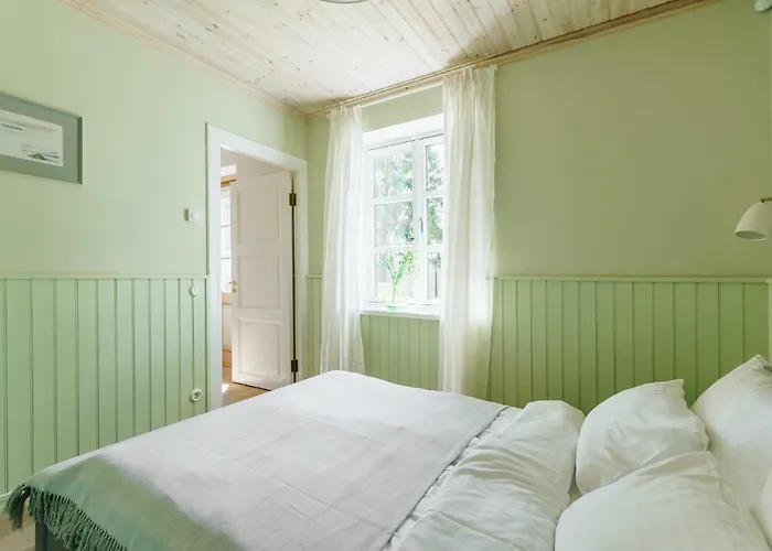 Frieda Хаапсалу