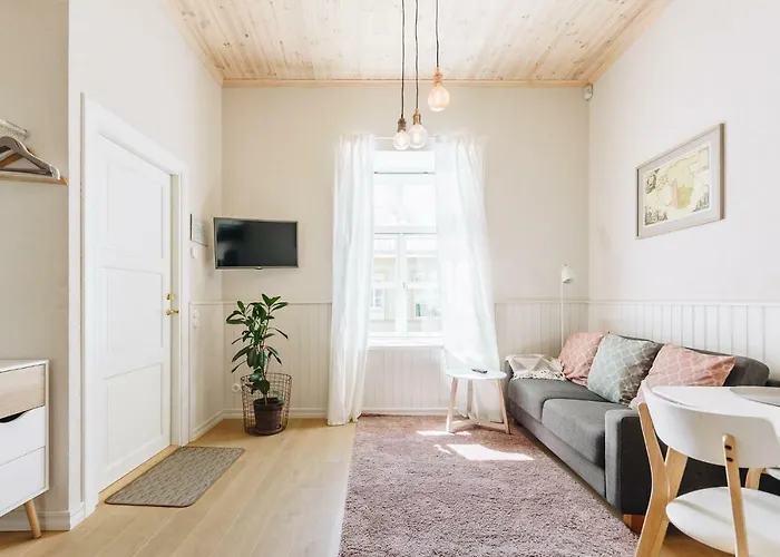 Frieda Хаапсалу